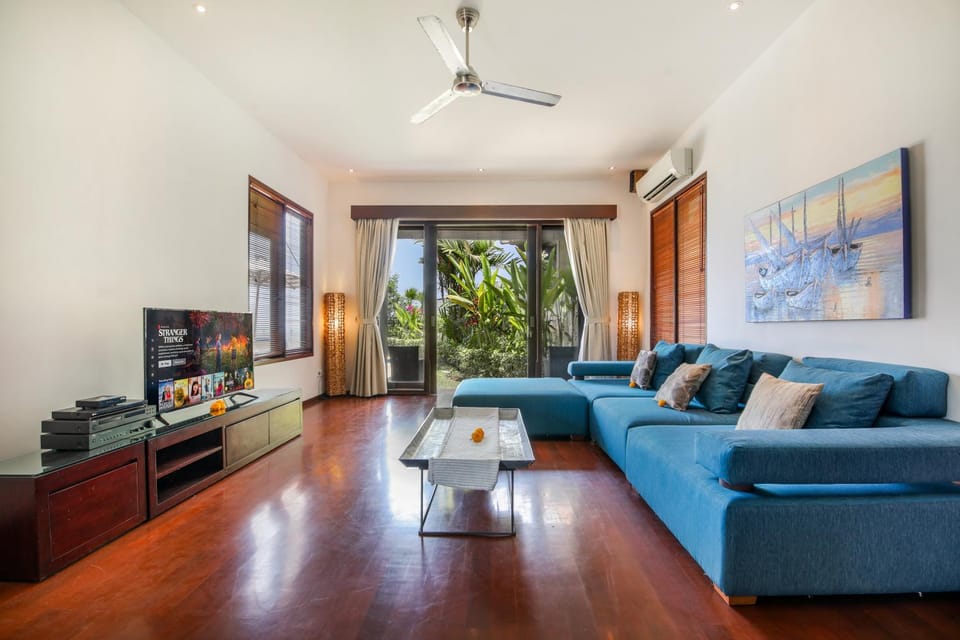 Communal lounge/ TV room, TV and multimedia