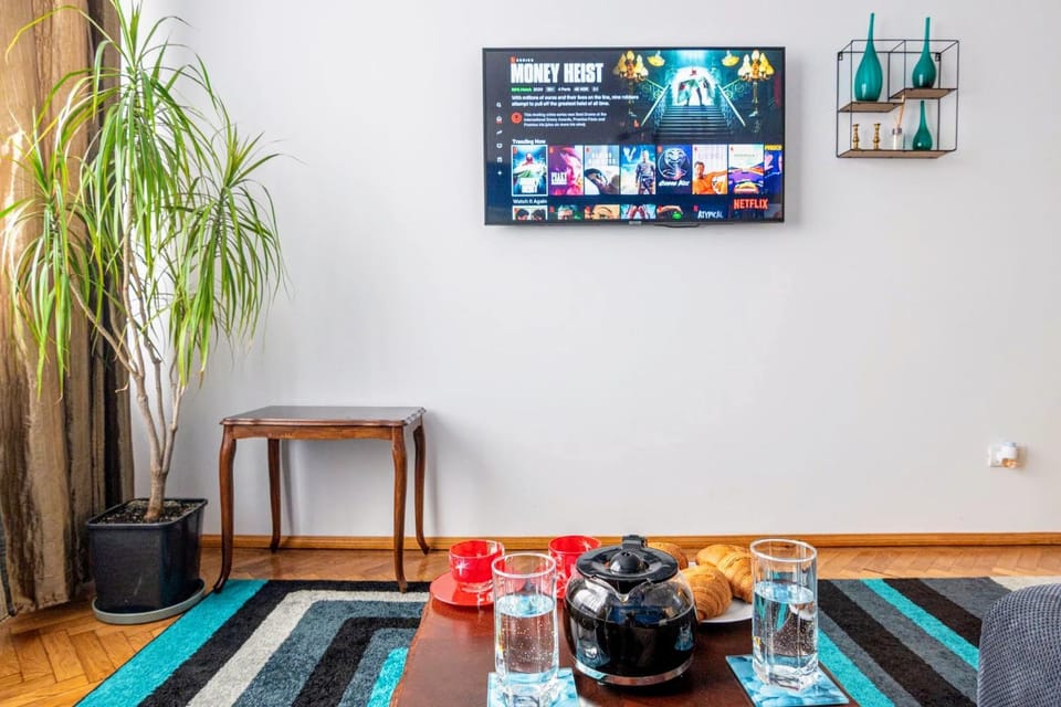 Communal lounge/ TV room, TV and multimedia