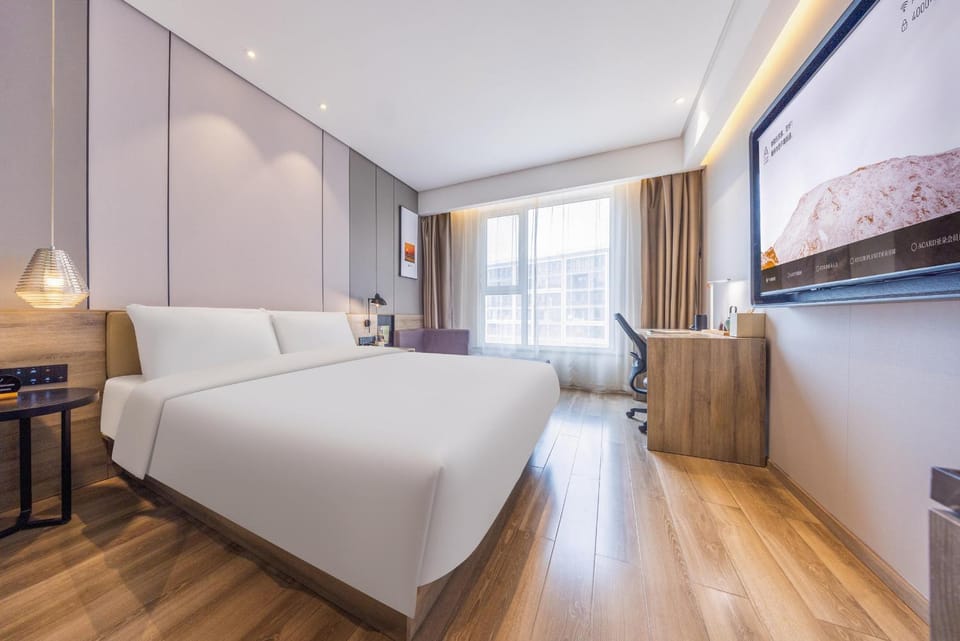 Atour Hotel Qingdao Airport Chengyang Wanxianghui Hotel in Qingdao