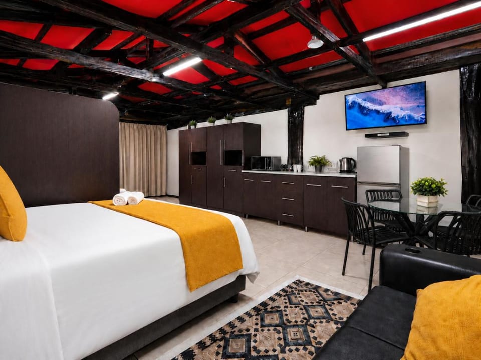 Royal Palms Guest House Bed and Breakfast in Port Elizabeth