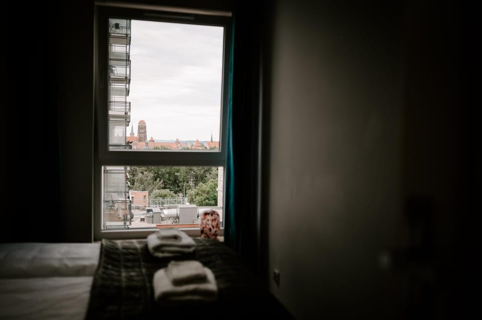 Bed, View (from property/room), Photo of the whole room, City view