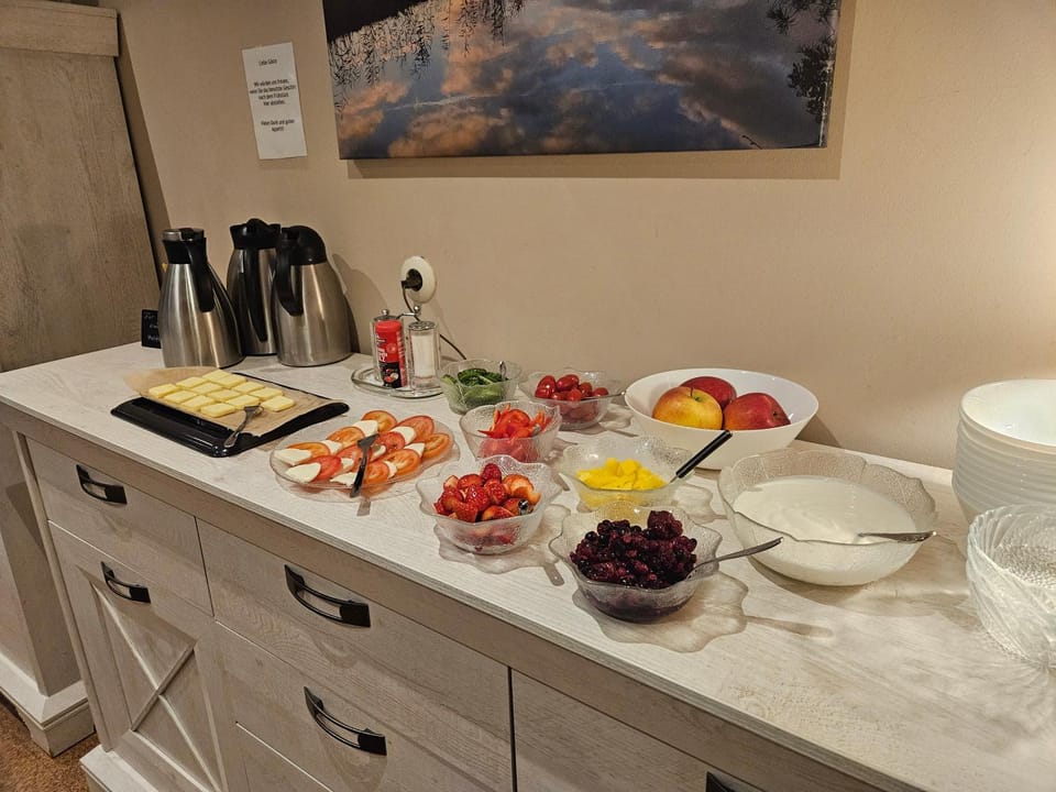 Food and drinks, Food, Breakfast, Buffet breakfast