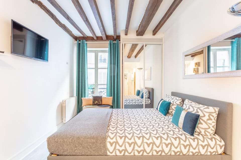 Ternes Cozy Studio Apartment in Paris