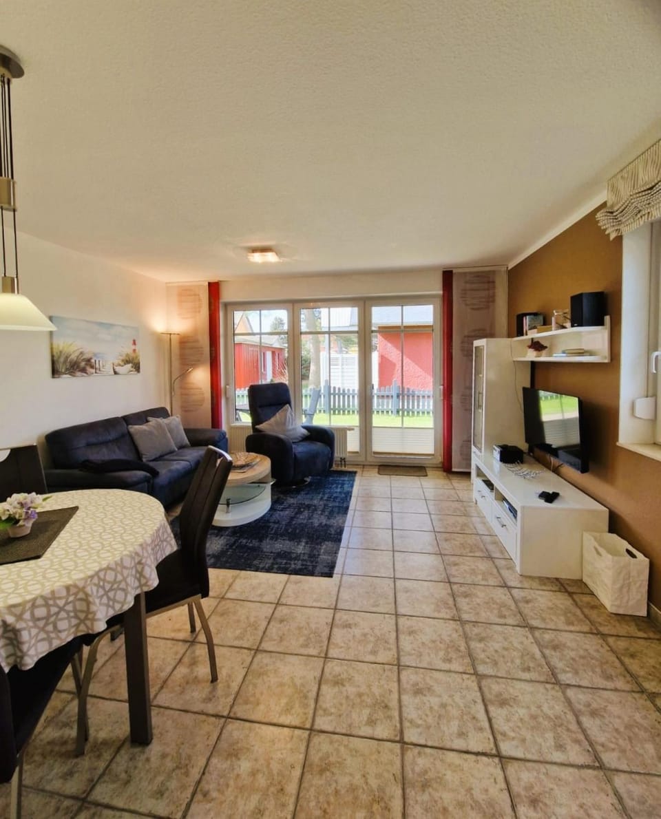 Neue Liebe - Wohnung 1 Apartment in Zingst