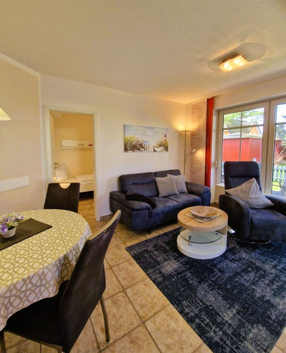 Neue Liebe - Wohnung 1 Apartment in Zingst