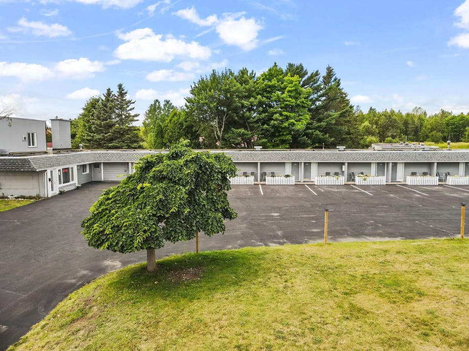 Ambassador Motel Motel in Sault Ste Marie