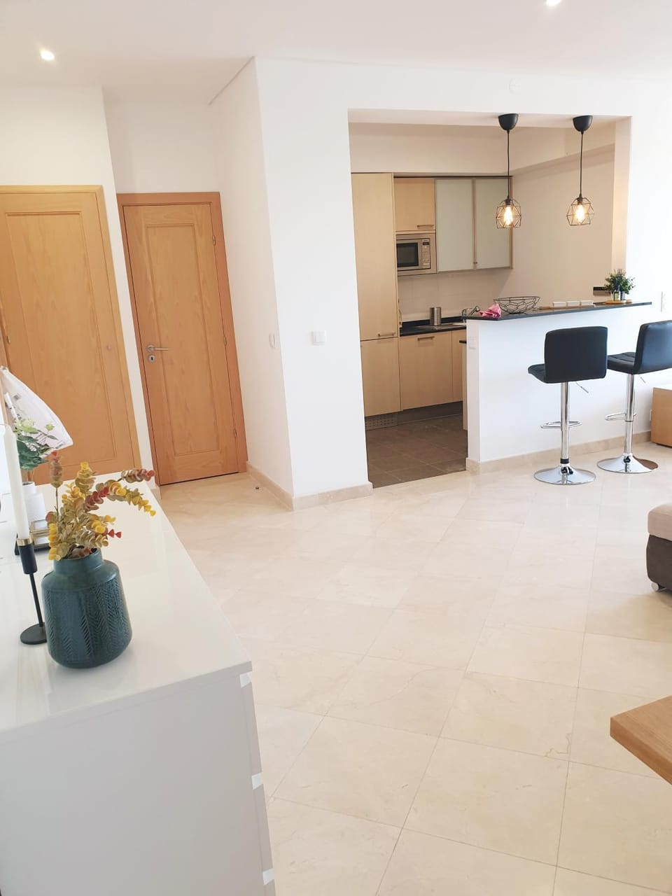 Kitchen or kitchenette, Living room