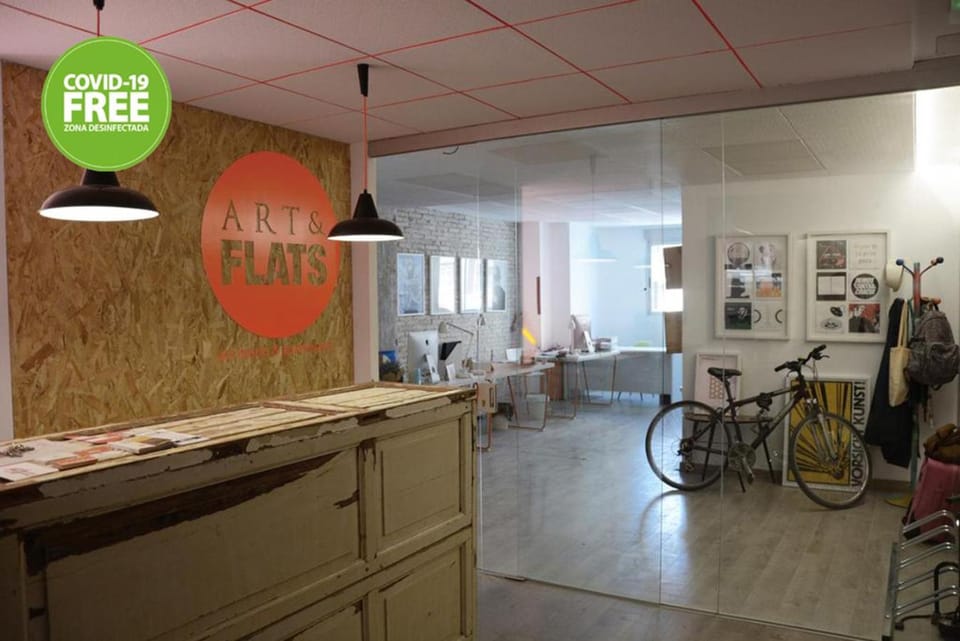 Lobby or reception, Area and facilities