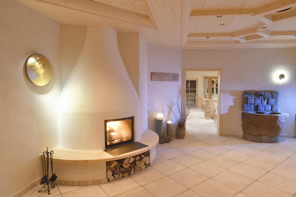 Communal lounge/ TV room, Living room, Lobby or reception, Seating area