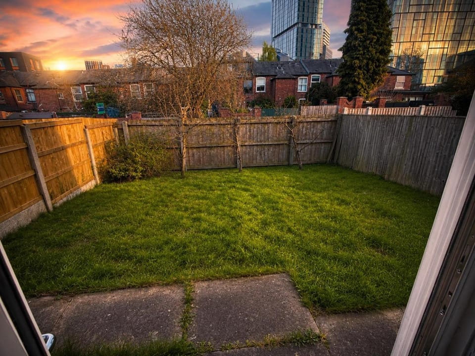 Property building, Spring, Day, Natural landscape, Garden, Garden view