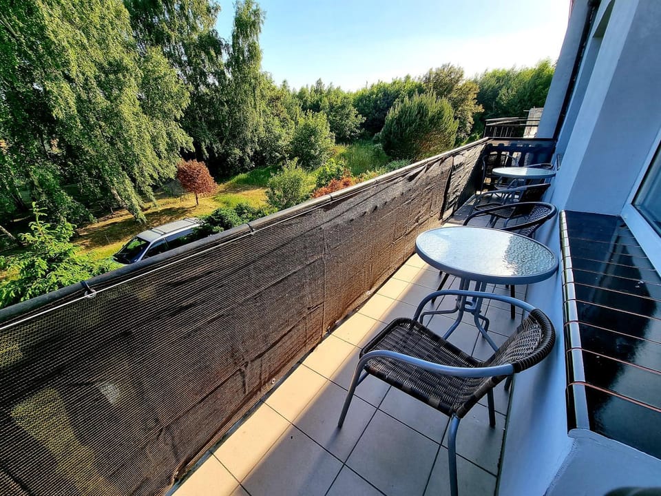 View (from property/room), Balcony/Terrace, Garden view
