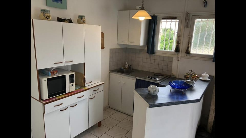 Studio « Les pieds dans l’eau » Apartment in Provence-Alpes-Côte d'Azur