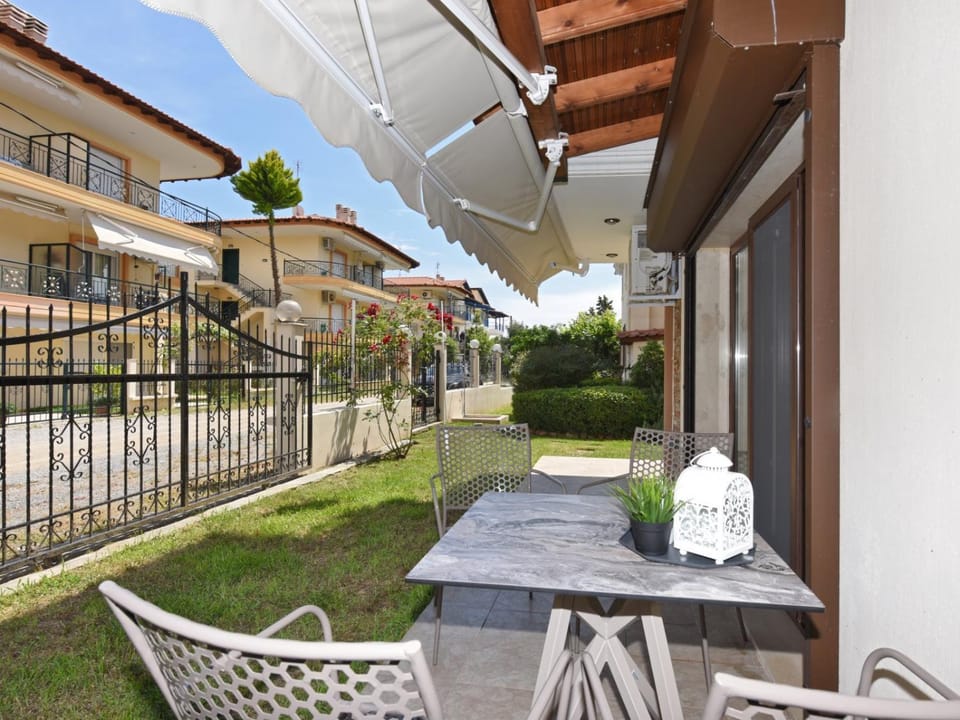 Patio, Balcony/Terrace