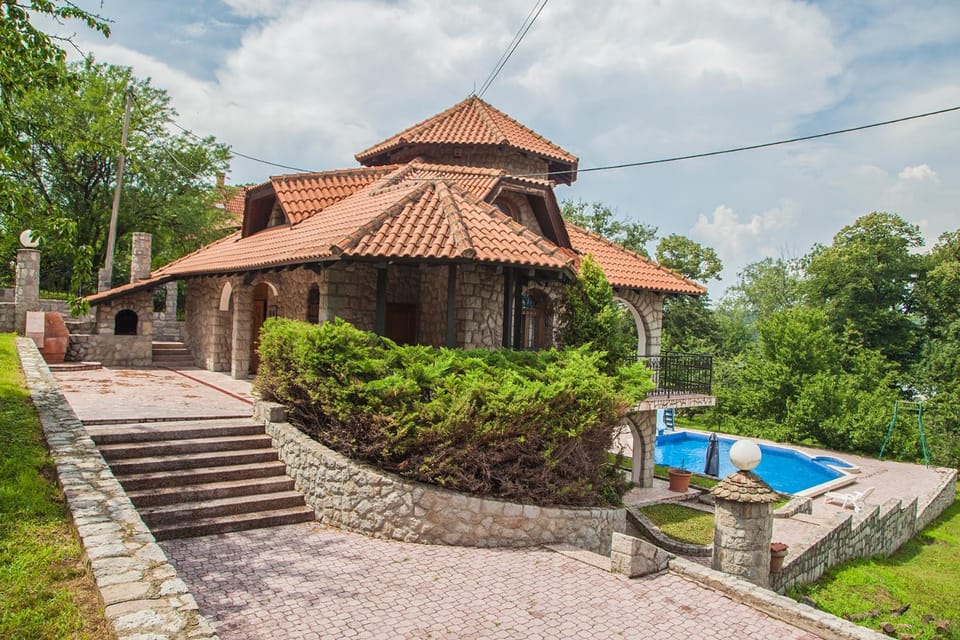 Exclusive house Legacy Villa in Vojvodina