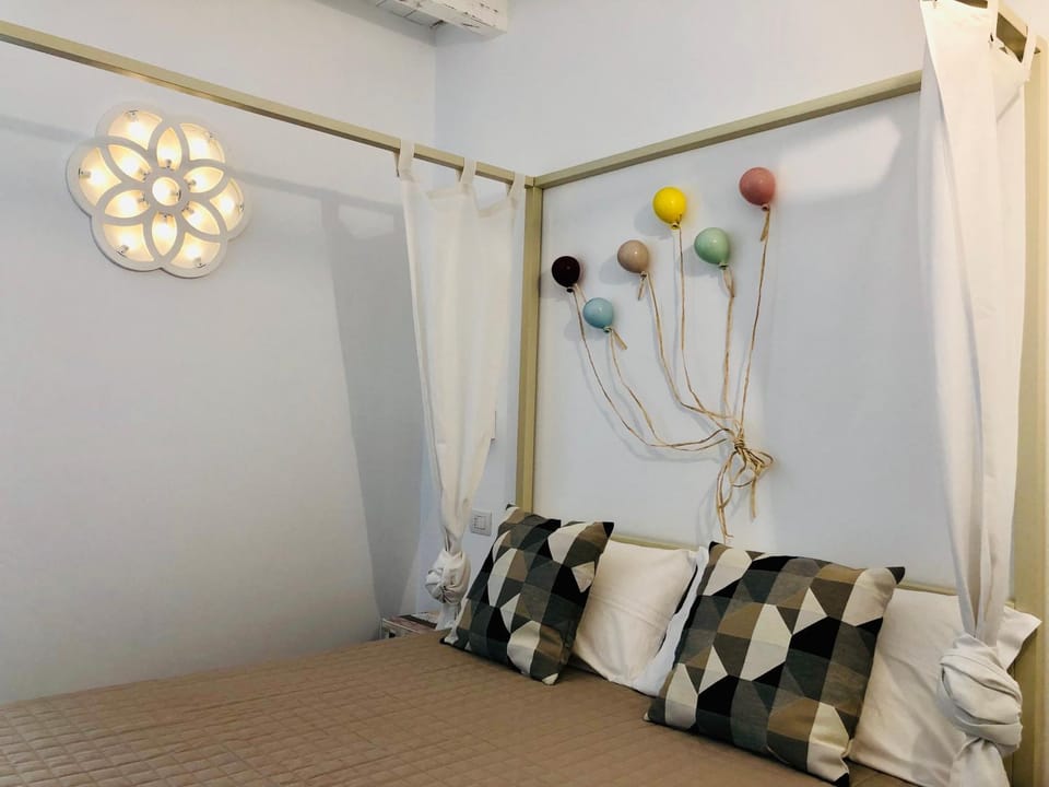 Bed, Decorative detail, Bedroom