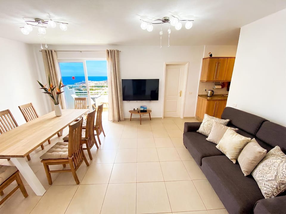 TV and multimedia, Dining area