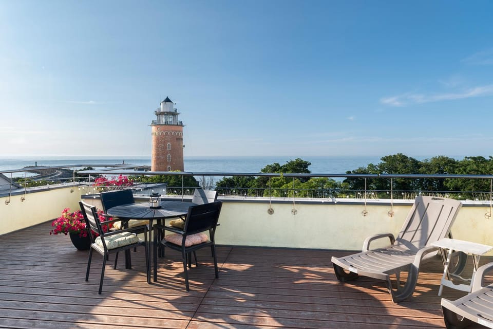 Balcony/Terrace, Internal: Not applicable to any particular room