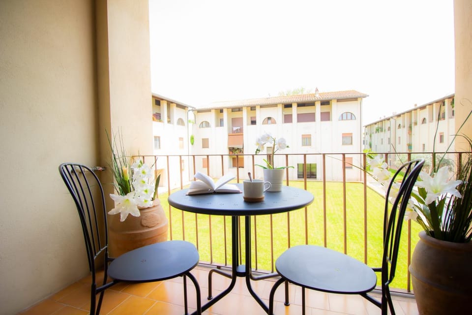 Day, View (from property/room), Balcony/Terrace, Dining area