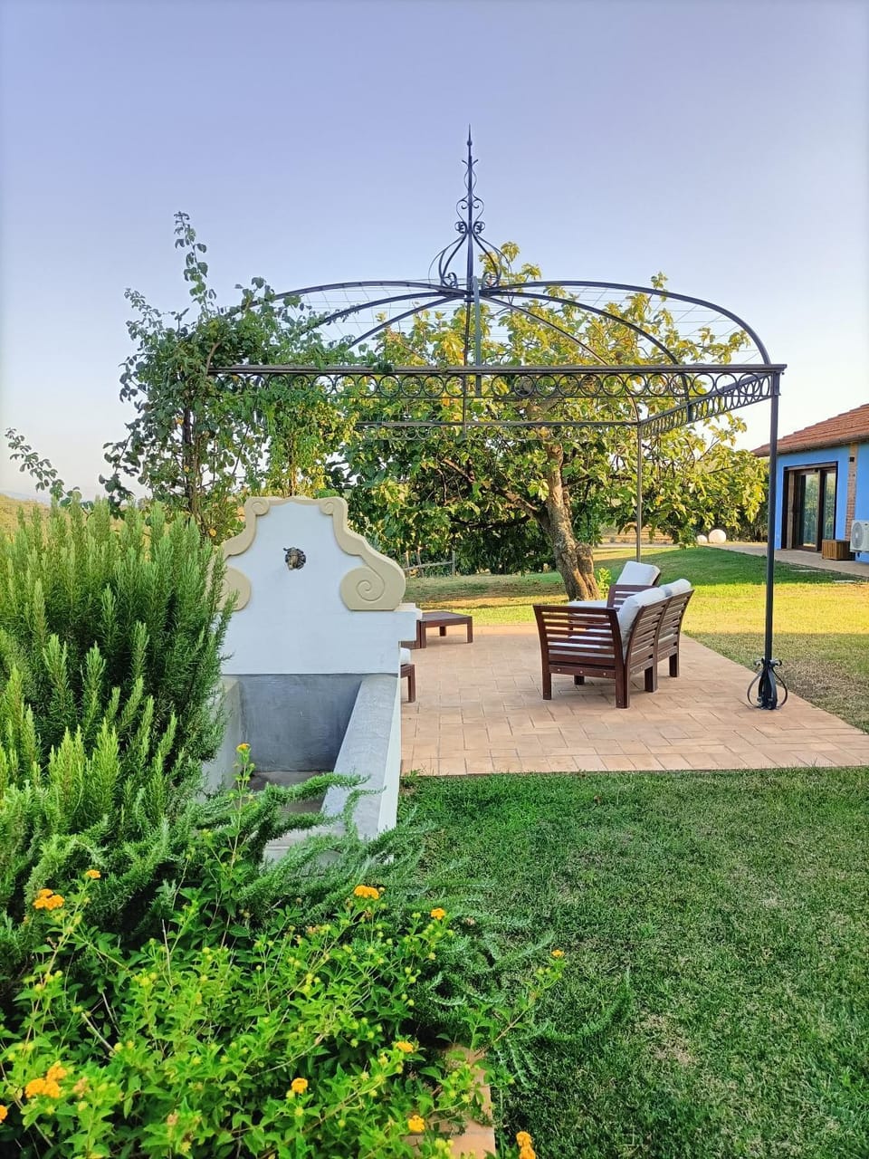 Garden, Garden view