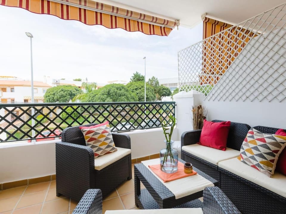 View (from property/room), Balcony/Terrace