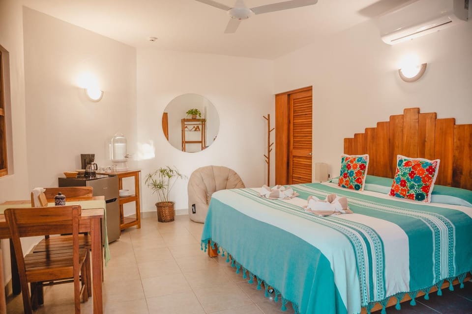 Coffee/tea facilities, Bedroom, towels, towels