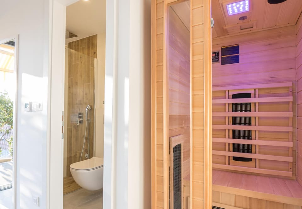 Toilet, Sauna