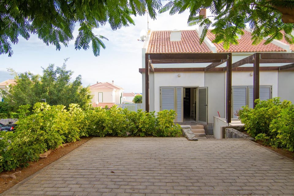 Property building, Parking