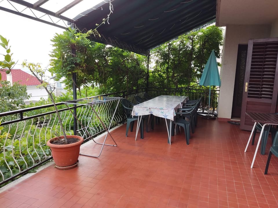 4 bedrooms Apartment 50-70m to the Sea Dramalj until 11 people Apartment in Primorje-Gorski Kotar County