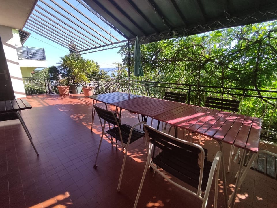 Patio, Day, View (from property/room), Balcony/Terrace, Dining area, Sea view