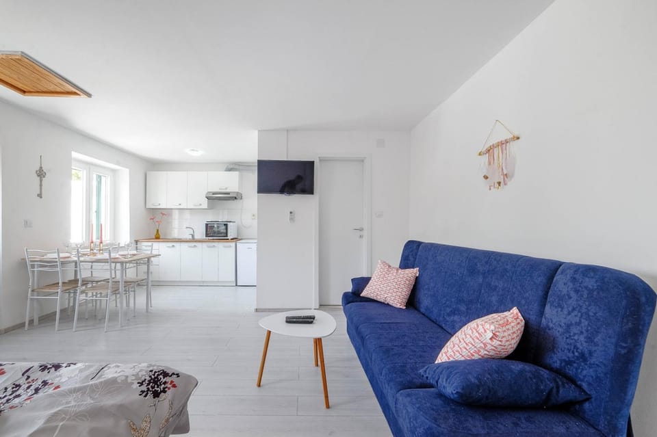 Apartments NADA Bed and Breakfast in Šibenik-Knin County, Croatia