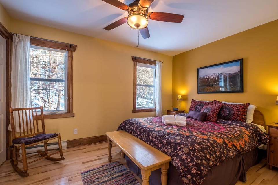 Bed, Bedroom