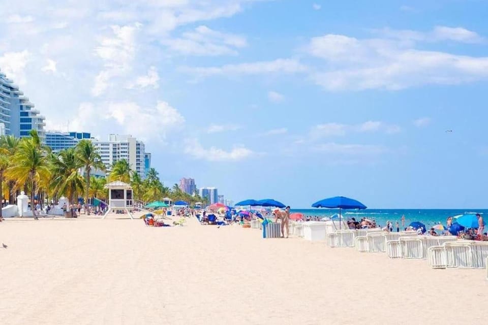 Large Lush Oasis Paradise by FLL Beach and Galleria - 2bd 2ba Apartment in Fort Lauderdale
