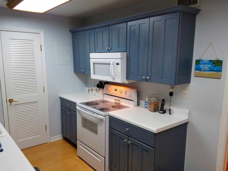 Large Lush Oasis Paradise by FLL Beach and Galleria - 2bd 2ba Apartment in Fort Lauderdale