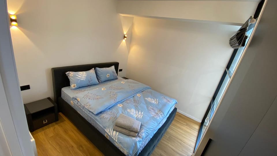 Extra Apartments with Terasa Central street Stefan cel Mare Boulevard Apartment in Chișinău