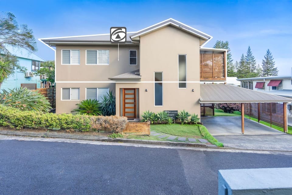 Seagrass Unit 1 Apartment in Yamba