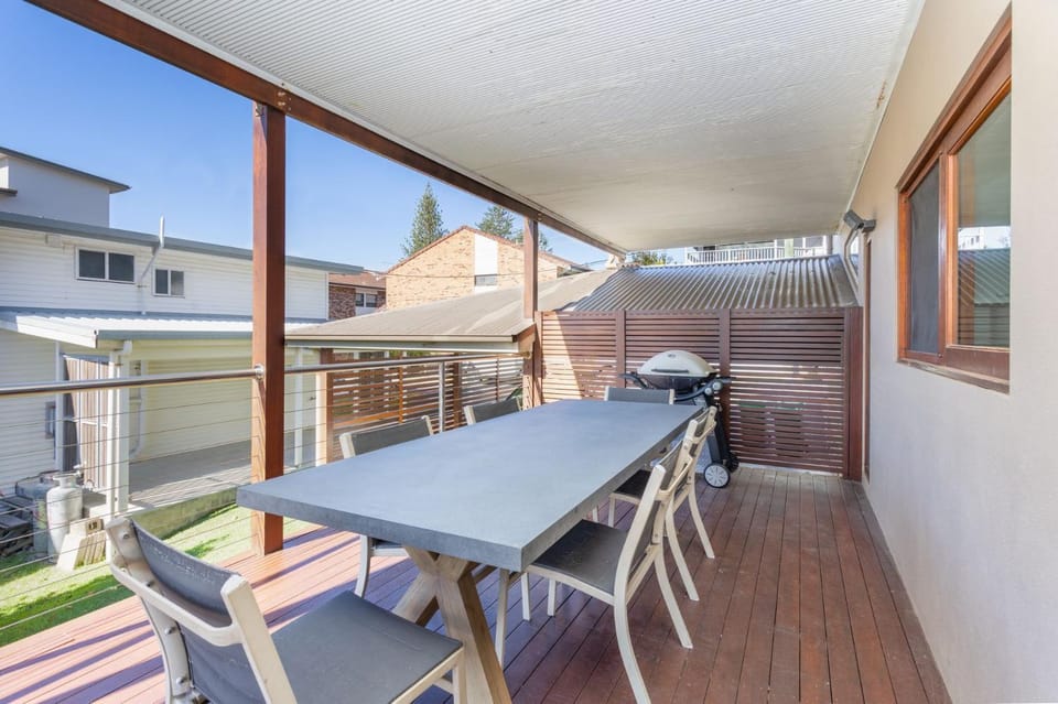 Seagrass Unit 2 Apartment in Yamba