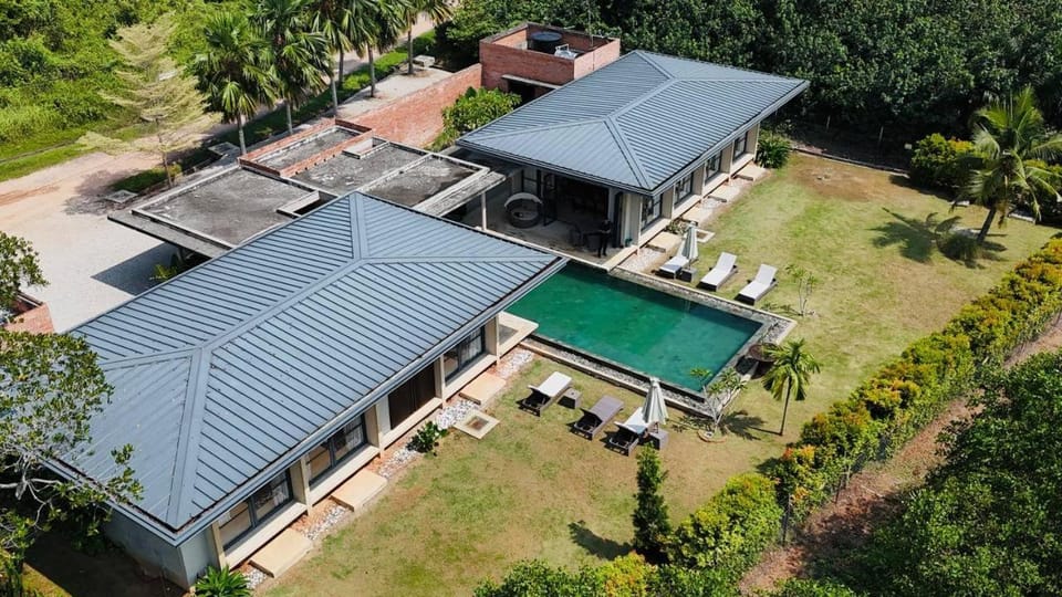 Property building, Garden view