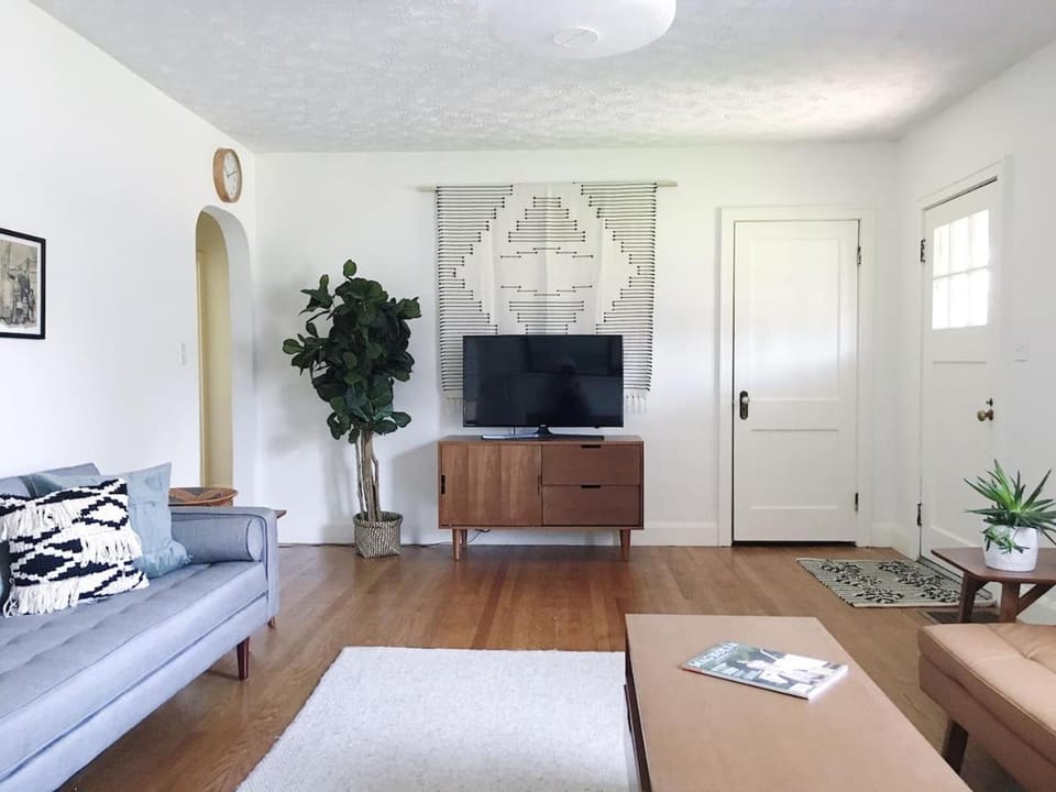 1940's Bungalow near Downtown & UT Campus House in Knoxville