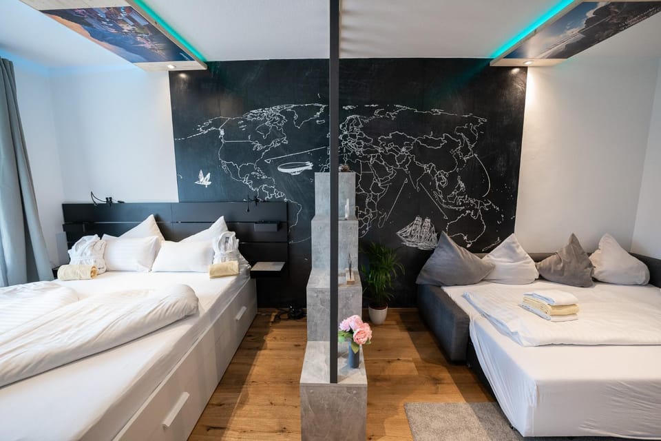 Escape 18 - Pool & Sauna - 10 min to Hallstatt Apartment in Salzburgerland