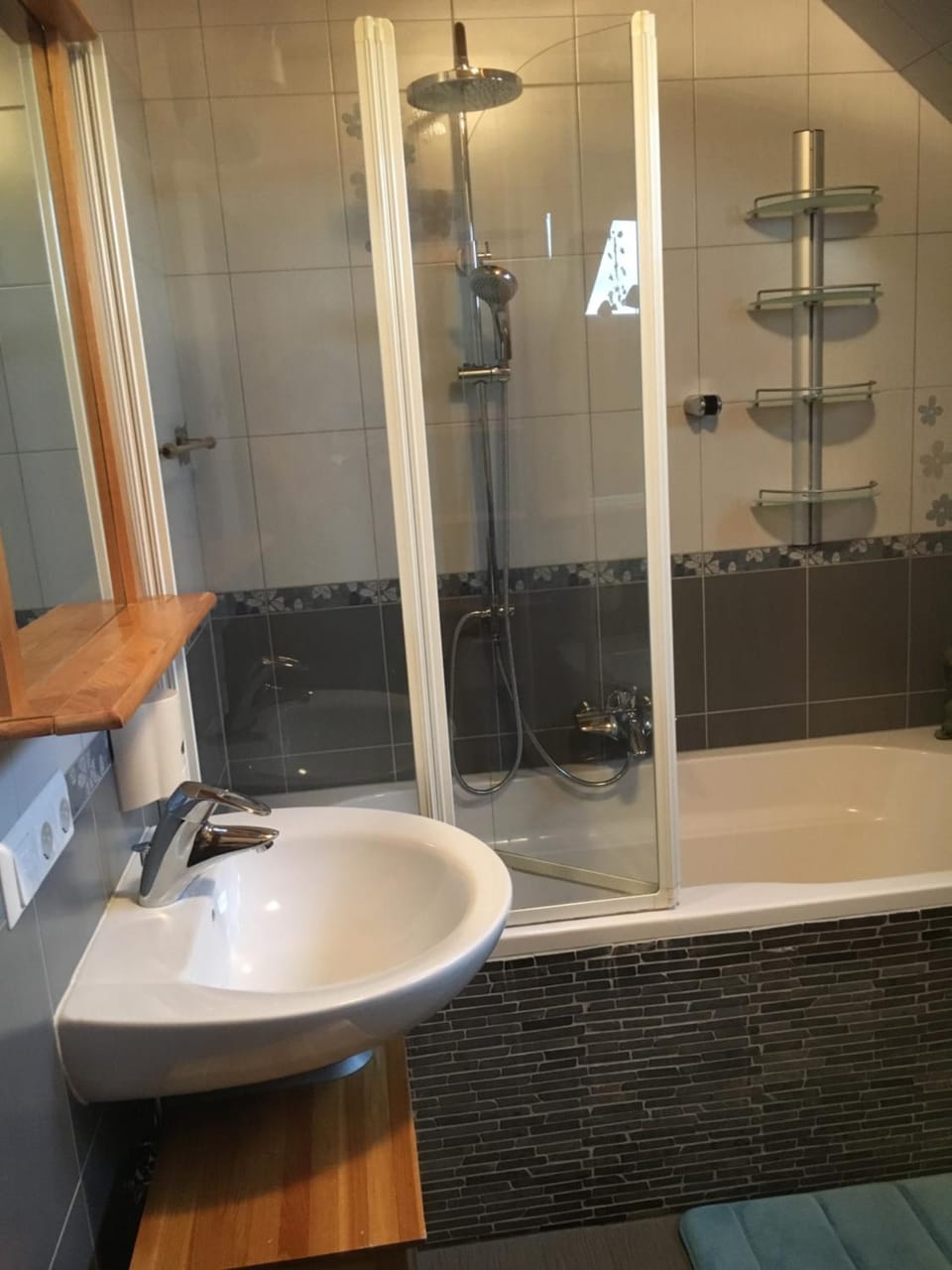 Shower, Toilet, Bathroom