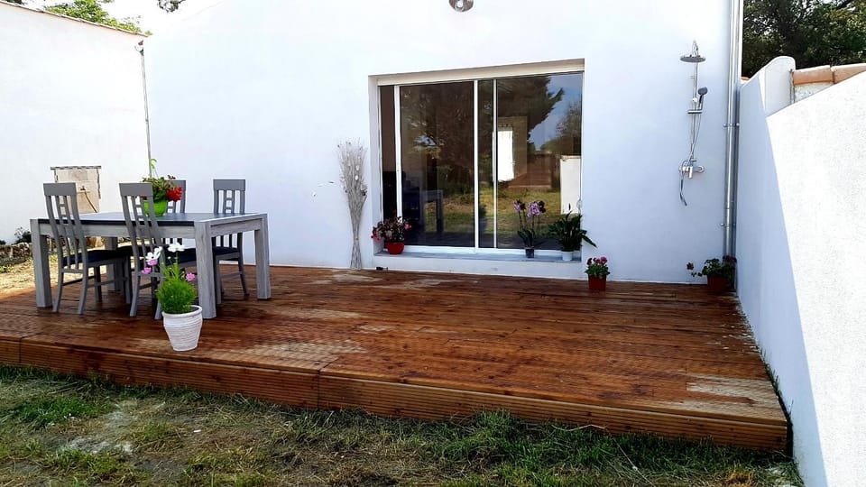 BBQ facilities, Garden, Balcony/Terrace