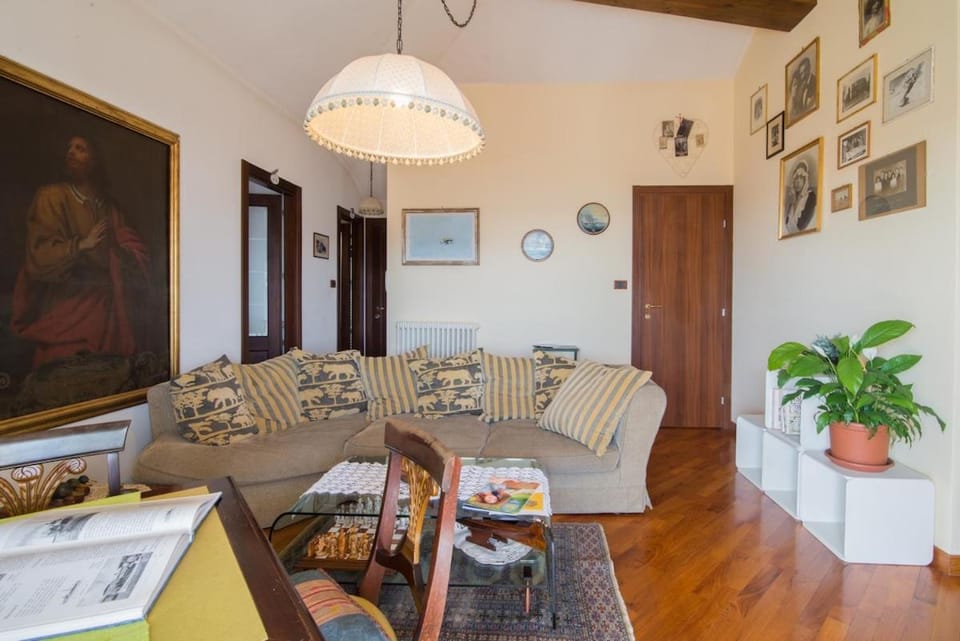 La mansarda delle meraviglie B&B Superior Bed and Breakfast in Trieste