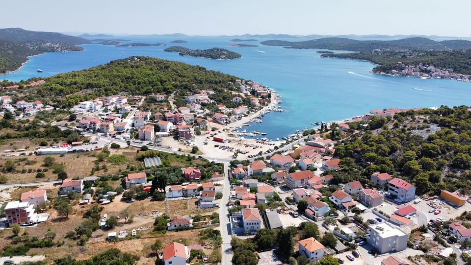 Villa Miggelangelo House in Tisno