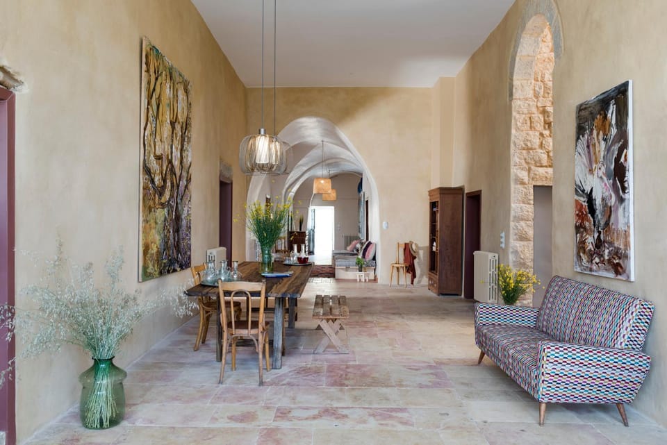 Seating area