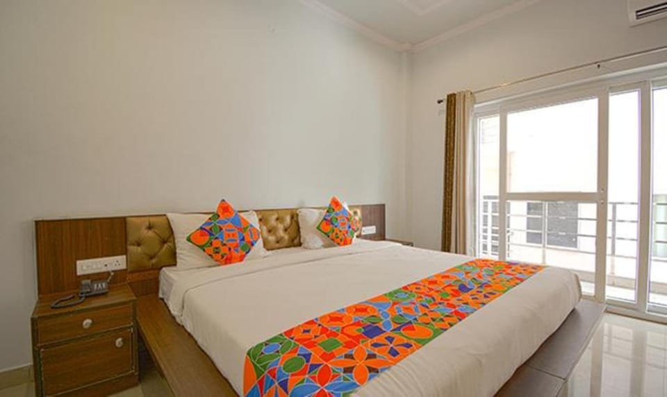 Bed, Bedroom, air conditioner