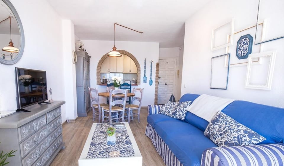 Neptuno Torrecilla Beach Apartment in Nerja