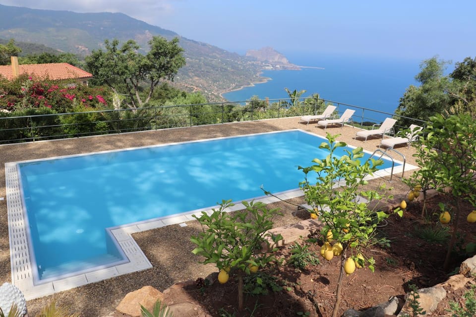 Garden, City view, Pool view, Swimming pool