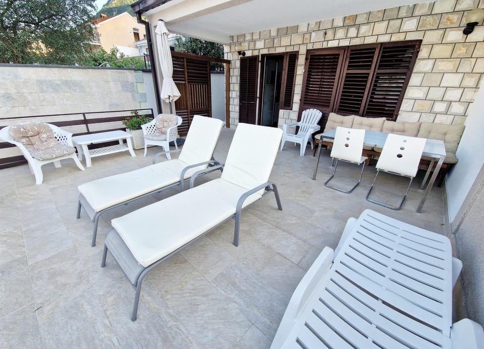Balcony/Terrace, Seating area, sunbed