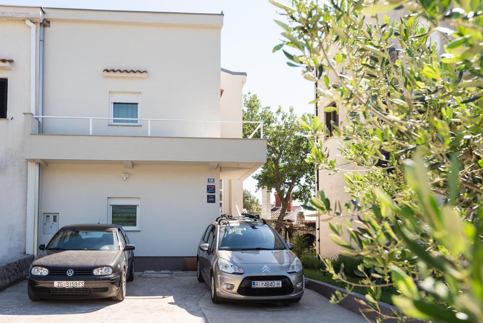 Apartments Omorfia Apartment in Primorje-Gorski Kotar County