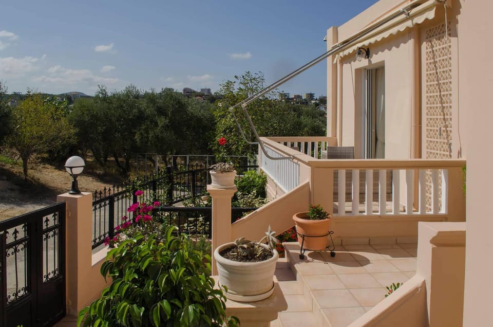 Villa Aretaki Apartment in Crete Region